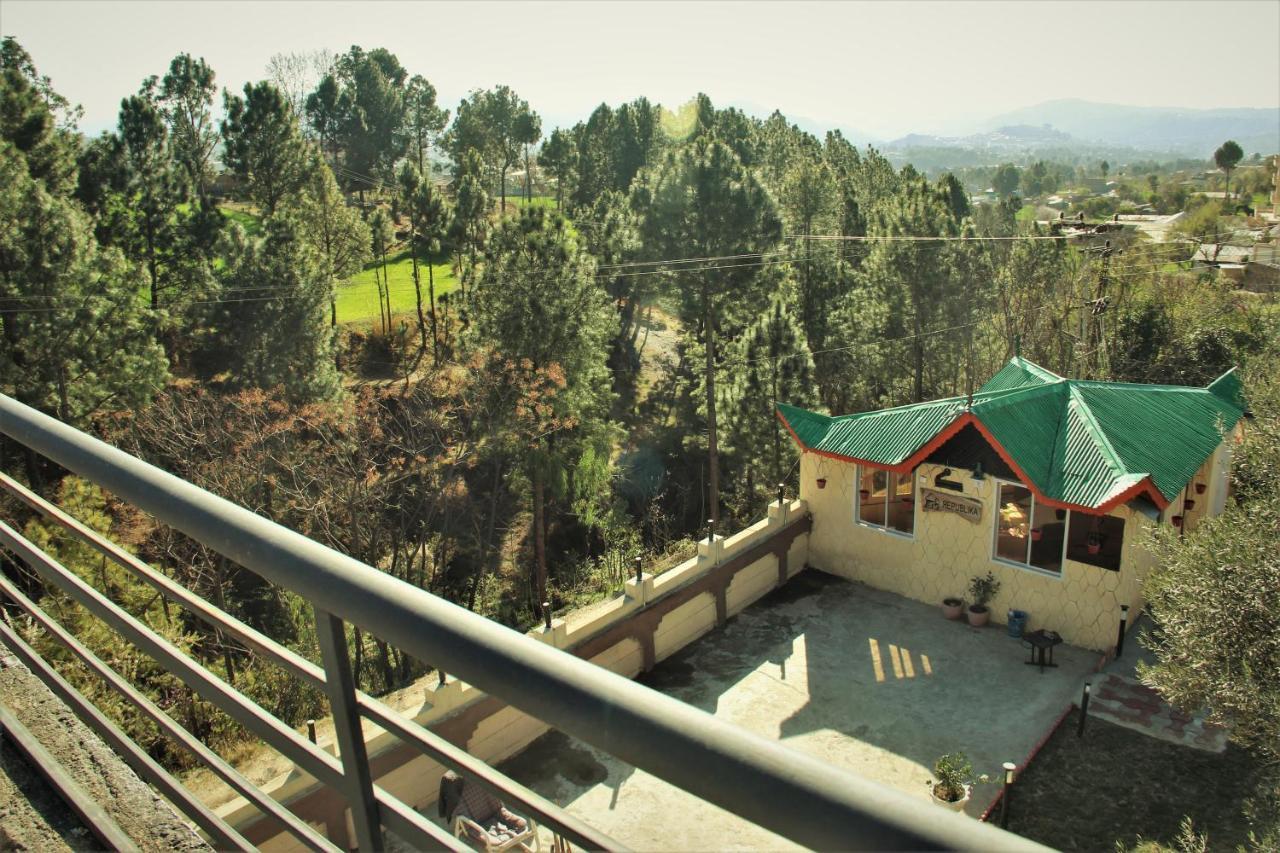 Republika Central Mansehra 外观 照片