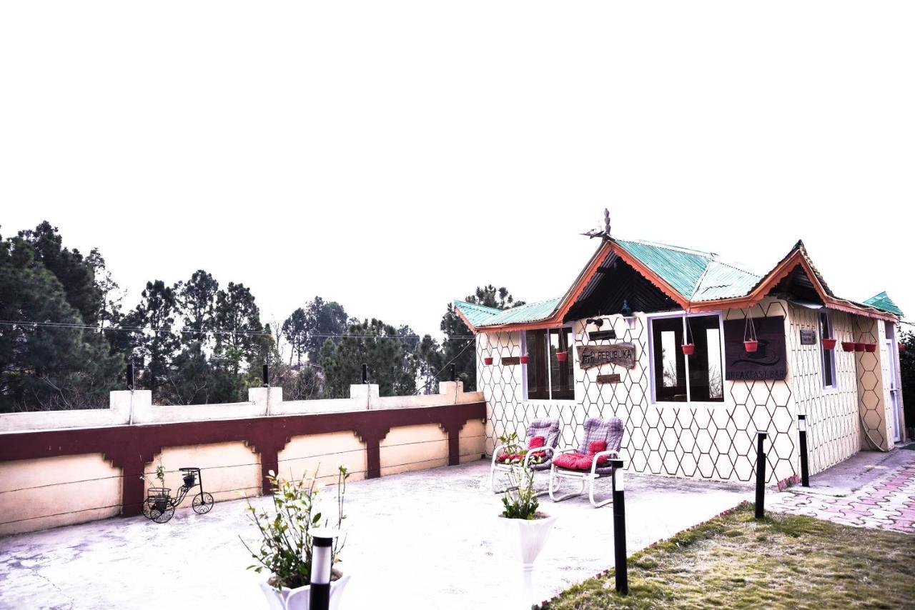 Republika Central Mansehra 外观 照片