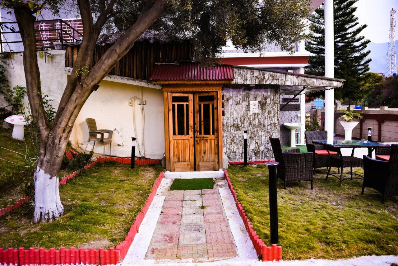 Republika Central Mansehra 外观 照片